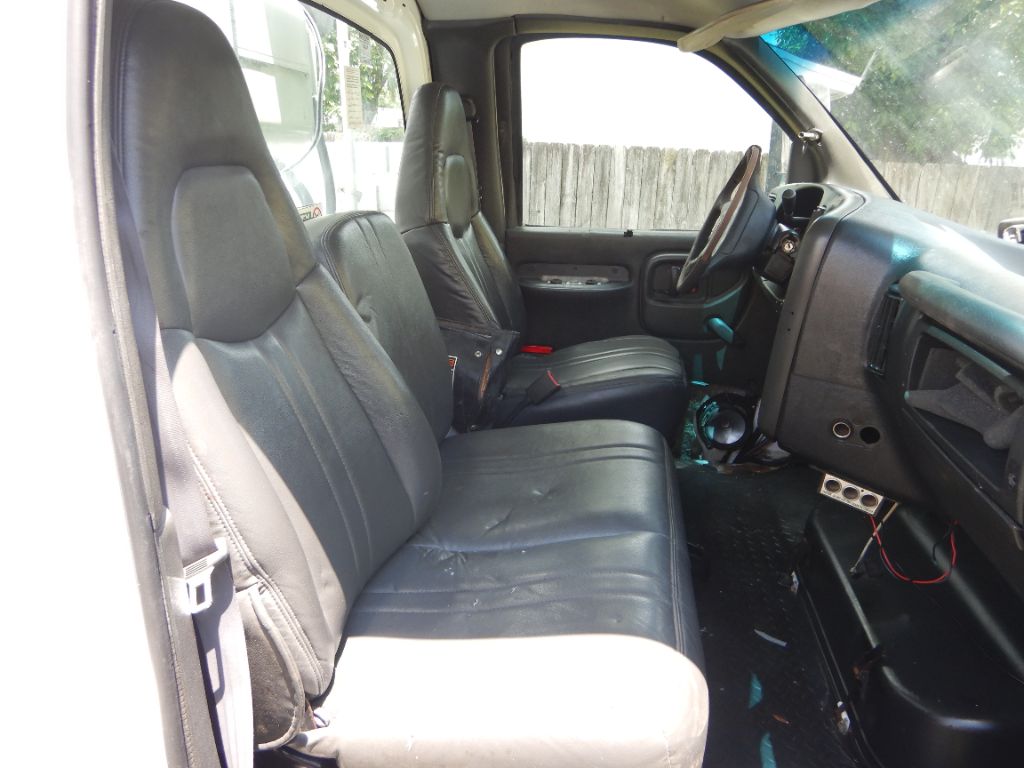 2004 Chevrolet C5500 - Photo 8