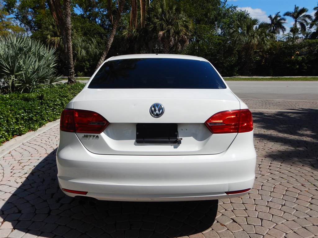 2012 Volkswagen Jetta S - Photo 10