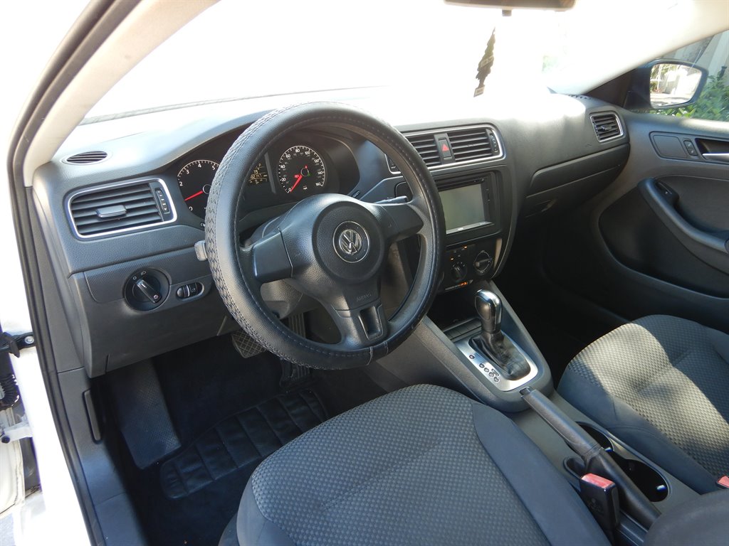 2012 Volkswagen Jetta S - Photo 19