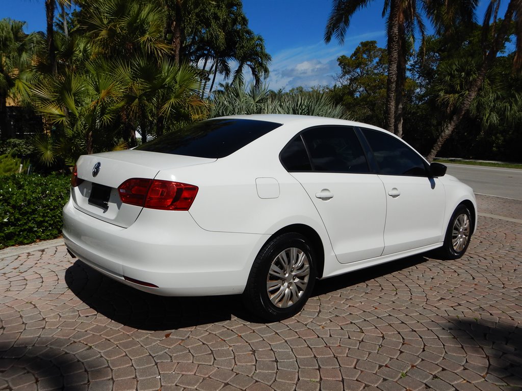 2012 Volkswagen Jetta S - Photo 8