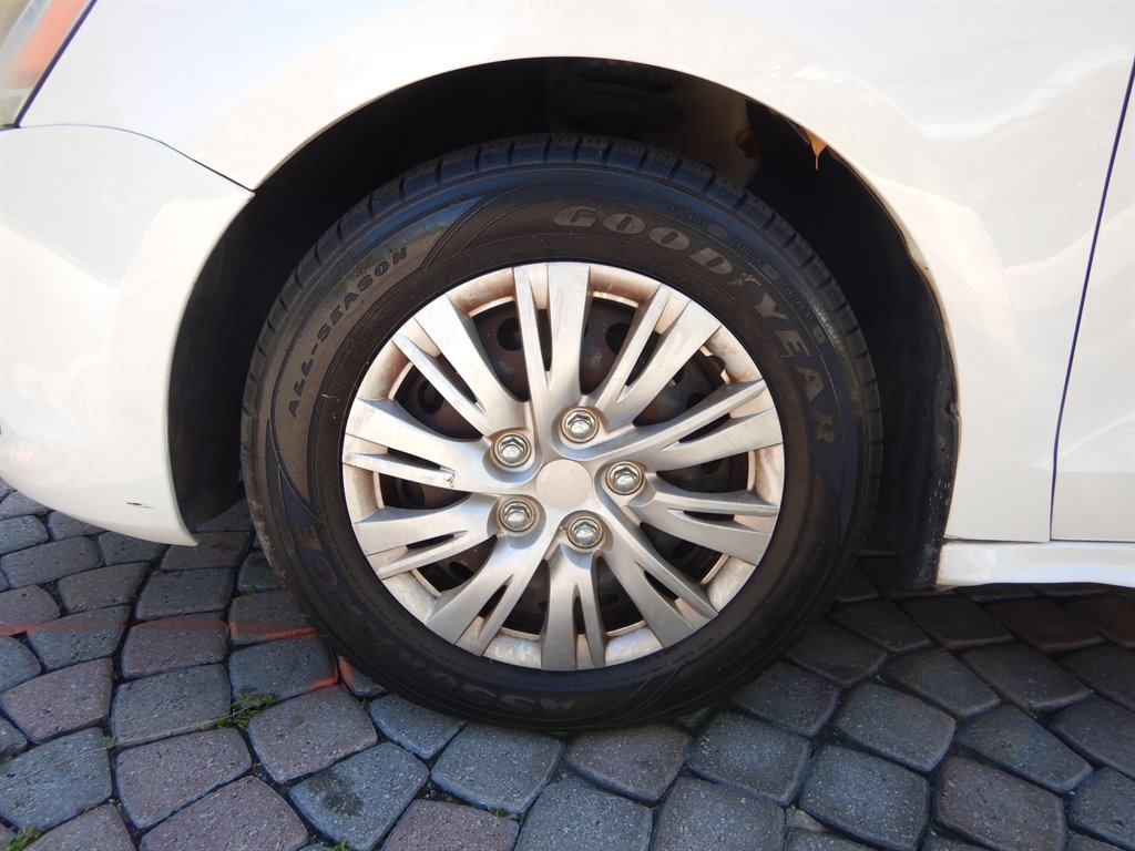 2012 Volkswagen Jetta S - Photo 36