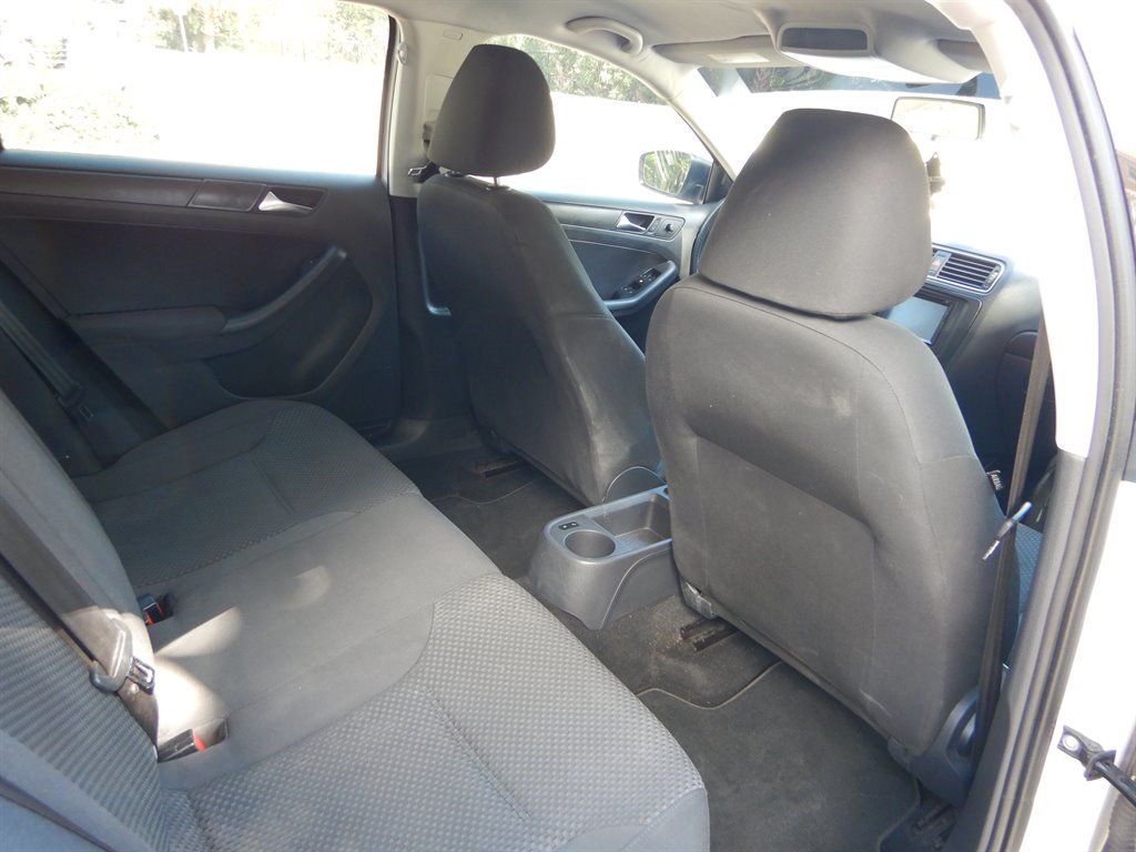 2012 Volkswagen Jetta S - Photo 25