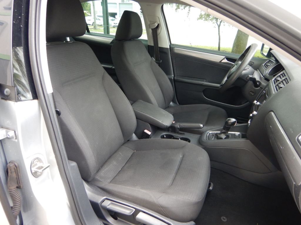 2015 Volkswagen Jetta SE - Photo 15