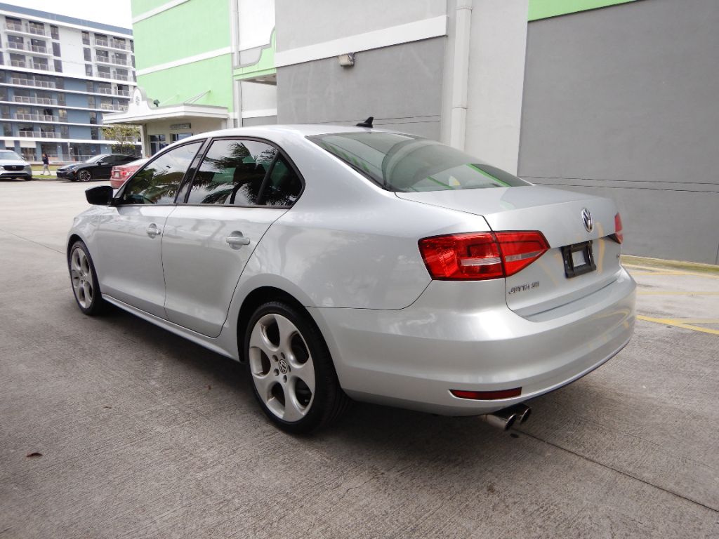 2015 Volkswagen Jetta SE - Photo 9