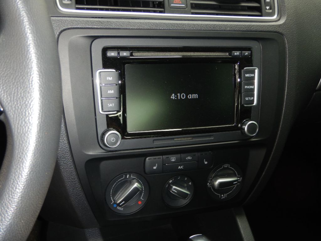 2015 Volkswagen Jetta SE - Photo 25