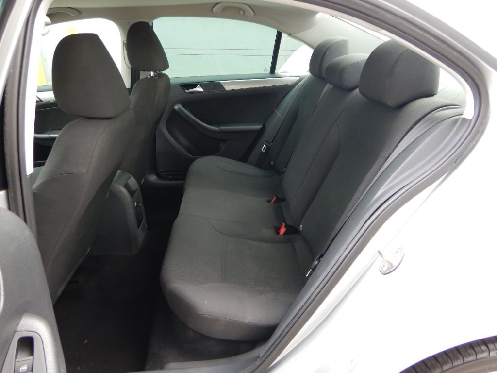 2015 Volkswagen Jetta SE - Photo 19