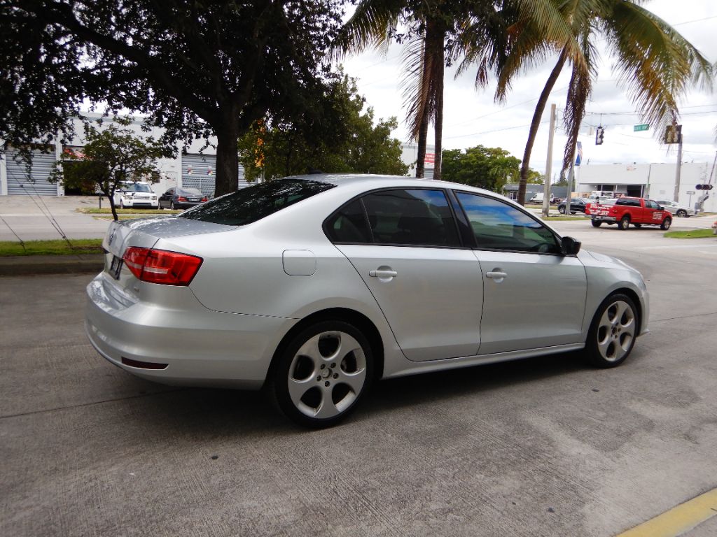 2015 Volkswagen Jetta SE - Photo 12