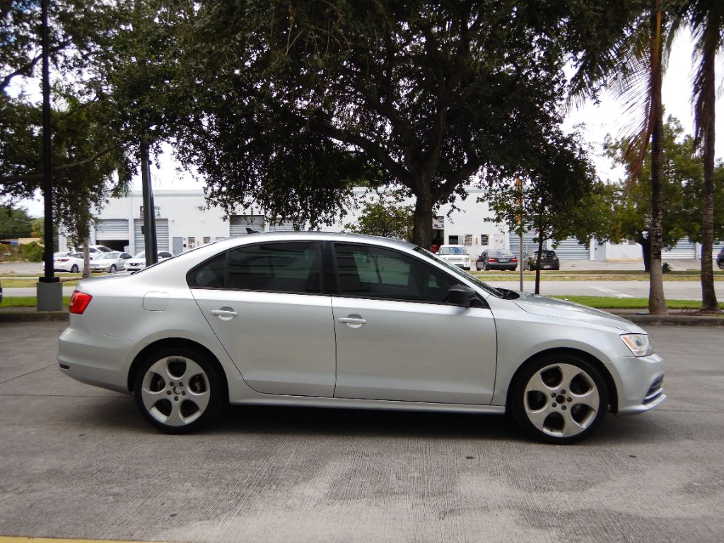 2015 Volkswagen Jetta SE - Photo 13